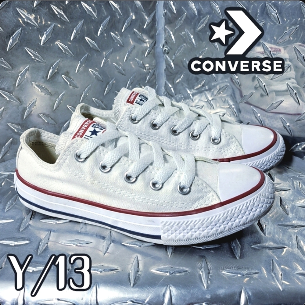 2FOR$40 Converse chuck Taylor low tops